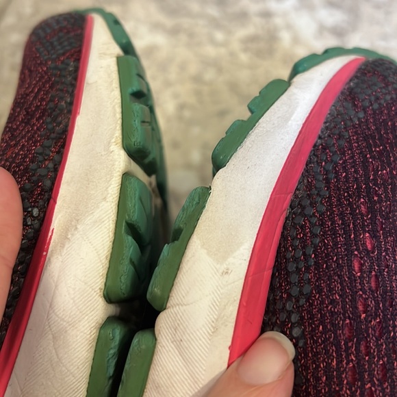 Brooks Ghost 11 women size 8 D 8 wide pink black white green - Picture 12 of 12